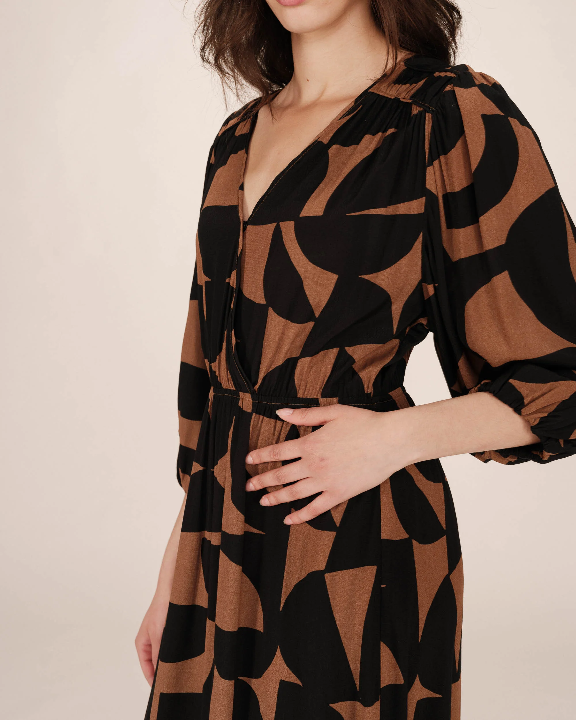 Vestido Shelly Chocolate - Roupa - Vestidos e Macacões