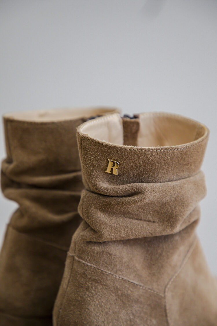 Botas de camurça - Calçado - Novidades