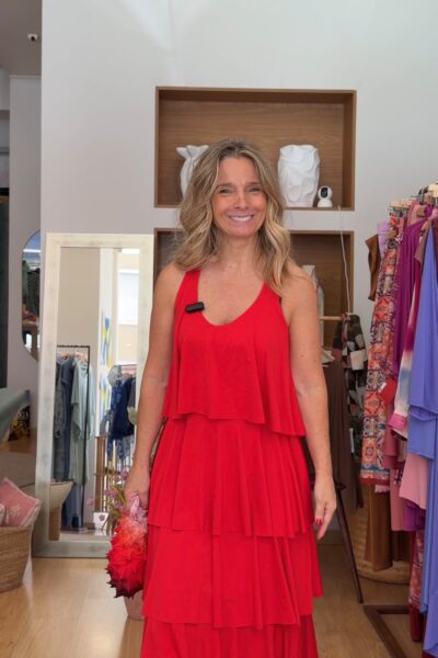 Vestido dos folhos vermelho Vestido dos folhos vermelho - Novidades - Vestidos e Macacões